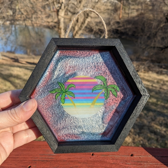 ๐ดSOLD๐ด Beach Palm Trees Wall Hanging Handmade Art Ocean Shadow Box Wood Canvas - Picture 5 of 9